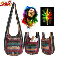 ราคา 2 ใบ 279 บาท กระเป๋าย่ามผ้านากา กระเป๋าย่าม ผ้าพื้นเมือง ลายกัญชา สายเขียว ลายนากา สไตล์โบฮีเมียน ลายใบกัญชา ของขวัญปีใหม่ ของฝากปีใหม่ (4734574566)