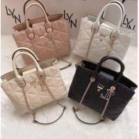 ราคา กระเป๋าสะพายข้าง LYN Outletแท้ New Collection 2021 (9831566860)