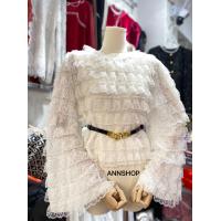 ราคา b689 เสื้อลูกไม้แต่งระบายชั้นๆแขนกระดิ่งยาว (21434337269)