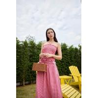 ราคา Avery Red Gingham Strapless Top เสื้อเกาะอก ลายสก็อต สีแดง (21477894696)