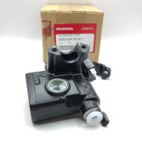 ราคา ปั้มดิสเบรคหน้า ตัวบน แท้ๆๆๆเบิกศูนย์ HONDA SCOOPY I ปี 2012 ไฟเลี้ยวบังลม ZOOMER X สีดำ รหัสอะไหล่ 45510 K16 911 (14702120192)