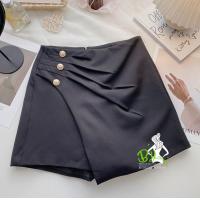 ราคา กางเกงขาสั้นเอวสูงจับจีบไล่เรียงลงมาแต่งกระดุมทอง 9741 (14011358032)