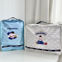 ราคา LeSportsac สินค้าใหม่กระเป๋าจัดระเบียบเก็บเสื้อผ้าลายหมาลอเรลน่ารักกระเป๋าออกท่องเที่ยวกระเป๋าปิกนิกเบาพกสะดวกกันน้ำถุงหิ้ว (20369979051)