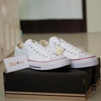 ราคา Converse All Star Ox Classic White 100 สีขาว รองเท้าผ้าใบ คอนเวิร์ส ของแถมเพียบ (860298641)