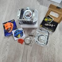 ราคา เสื้อสูบ WAVE125R ลูก57 ปะเก็น แคมเฮงสุพรรณ ลูก53 คอยด์หัวเทียน เต้าหู้แปดริ้ว สีส้ม ชุด3ชิ้นสุดคุ้ม (21689862890)