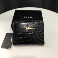 ราคา กระเป๋าสตางค์ Guess ใบสั้น (7550502963)