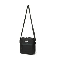 ราคา NEW ERA BLACK 6L BOX LOGO SQUARE SHOULDER POUCH (21603257653)