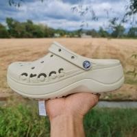 ราคา New Pormotion Buy1 pair Free 2 Jibbitzs 50 รองเท้า Crocs Classic Platform Women รองเท้าหัวโต รองเท้าแตะมีแบบหัว รองเท้าผู้หญิง รองเท้าเพื่อสุขภาพ ไซส์ 37 40 (20593343872)