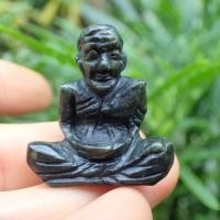 ราคา ส่งฟรี พระแกะ พระแกะสลักหยกดำ หลวงปู่ทวดแกะสลักหยก หยกดำ หยกแท้ หยกพม่า งานแกะสวยงาม (21438018569)
