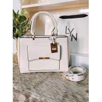 ราคา กระเป๋าถือ สะพาย Lyn คอลใหม่ 2023 ขนาด 10 นิ้ว (18155347865)