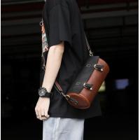 ราคา Osaka กระเป่าสะพายไหล่ ทรงกระบอก รุ่น NE156 กระเป๋าผู้ชาย ผู้หญิง หนังพียู สไตล์ วินเทจ (16112833738)