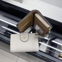 ราคา พิเศษในเวลาจำกัด แท้ COACH C0082 C6390 กระเป๋าสตางค์สุภาพสตรี กระเป๋าสตางค์ขนาดกลาง กระเป๋าสตางค์ใบสั้น กระเป๋าสตางค์หนังใส่บัตรใส่เห (19057055382)