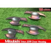 ราคา ครอบไฟหน้า ครอบไฟท้าย ฝาถัง เบ้ามือเปิด ครอบมือจับ Triton 2019 2020 2021 2022 สีดำด้านตัดแดง R (20978531337)