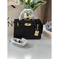 ราคา กระเป๋าสะพาย lyn ทรง kl mini ต้องมีแมทง่าย สวยมาก (21507864828)