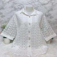 ราคา เสื้อลูกไม้กระดุมหน้า คอปก (21601019563)