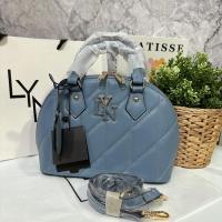 ราคา กระเป๋าถือ lyn ทรงโดม มีสายยาว ผู้ดีมากก ต้องมี ใส่ใบยาวได้นะคะ (20041460069)