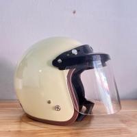 ราคา หมวกกันน็อคเต็มใบเปิดหน้า วินเทจ คลาสสิค สีดำด้าน สีดำเงา สีครีม Free size พร้อมกระจก (21521231223)