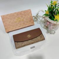 ราคา กระเป๋าผู้หญิง กระเป๋าสตางค์แบบ2พับขนาด 7 5นิ้ว ใบยาว ใส่แบงค์ยาวได้ไม่ต้องพับใส่โทรศัพท์ก็ได้งานสวยอุปกรณ์ครบ (17042585136)