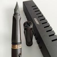 ราคา LAMY Safari Fountain Pen 2020 Special Edition 4 Nib EF F M B Matte Black (16816964757)