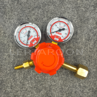 ราคา เกจ์แก๊ส สำหรับใช้กับชุดเชื่อม อะเซทิลีน Acetylene เกลียวใน 3 8นิ้วคู่กับ ชุดกันไฟย้อนสำหรับเกจ์วัดแรงดัน เพื่อป้องกันไฟย้อนกลับเข้าถัง ซึ่งอาจเป็นสาเหตุให้เกิดอันตรายแก่ชีวิตได้ (9932115274)