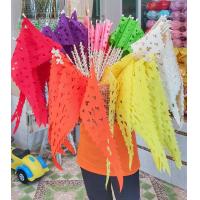 ราคา ฉลุลายผ้า ผ้าสามเหลี่ยมฉลุลาย ธงฉลุลาย ธงสามเหลี่ยม ตุงช่อ คละสีหรือสีล้วน กรุณาทักแชท Lanna Online (17167938990)