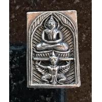 ราคา สมเด็จหล่อแหวกม่าน พิมพ์รัศมีทรงครุฑ เนื้อเงินยวง ปี 2548 หลวงพ่อชำนาญ (16421883707)