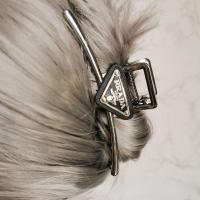 ราคา ผลิตภัณฑ์ดั้งเดิม Prada คอลเลกชันของผู้หญิงอุปกรณ์เสริมกิ๊บโลหะคาดศีรษะเข็มกลัด (12407535666)