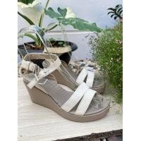 ราคา Crocs ส้นเตารีด แท้ ความสูง 2 5 นิ้ว พร้อมส่ง ส้นสูงรัดส้น มือ 2 (21402675456)