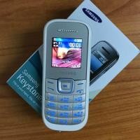 ราคา โทรศัพท์ปุ่มกด SAMSUNG HERO GT E 1200Y มือถือปุ่มกด เมนูไย ปุ่มไทย ใช้งานง่าย พร้อมส่ง จัดส่งด่วนจากกทม (21420880186)