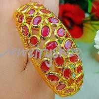 ราคา CW124 กำไลข้อมือพลอยนพเก้าพลอยมณีใต้น้ำ งานสวยใส่ลงน้ำได้ งาน cz แท้ (20914432067)
