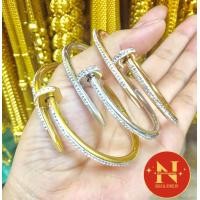 ราคา กำไล ตะปู สวยหรูทันสมัยกำลังนิยมขนาด 19 cm สีทองสีเงินสีนาค สวยหรูเสมือนจริง นพคุณห้างทอง (19661790444)