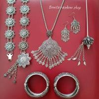 ราคา เครื่องประดับชุดไทยสีเงินรมดำล้านนา ชุดเซ็ท 6 ชิ้น D001 (16517102079)