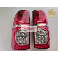 ราคา ของแท้ ชุดไฟท้าย แถมขั้วไฟ Toyota Hilux Vigo Champ ปี 2011 2014 LH RH คุณภาพสูงราคาดี (21554927955)