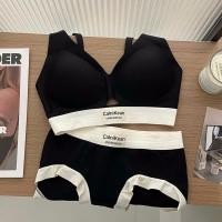 ราคา ชุดชั้นในสปอร์ตบรา CK Sport Bra ชุดชั้นใน กางเกงใน แบบนิ่ม ป้องกันกระแทก ไร้รอยต่อ บราเซ็กซี่ สําหรับผู้หญิง (21585458902)