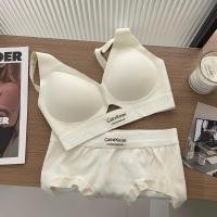 ราคา ชุดชั้นในสปอร์ตบรา CK Sport Bra ชุดชั้นใน กางเกงใน แบบนิ่ม ป้องกันกระแทก ไร้รอยต่อ บราเซ็กซี่ สําหรับผู้หญิง (21585458903)