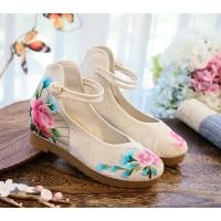 ราคา รองเท้าปักลายดอกโบตั๋นสไตล์ปักกิ่งแบบเก่าพัดพับสไตล์โบราณรองเท้าผ้าปักลายดอกแบบกระดุมจีนแนววินเทจรองเท้าชั้นเดียวส้นเตารีดส้นสูงสำหรับผู้หญิง (21301493799)