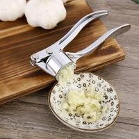 ราคา Garlic Press Mincer Stainless Steel Multifunction Crusher Kitchen Cooking Ginger Squeezer Masher Handheld Ginger Mincer Tools Graters Peelers Slicers (19932535939)