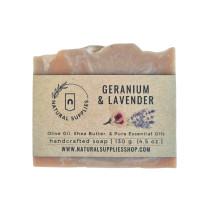 ราคา Geranium Lavender Natural Handmade Soap สบู่แฮนด์เมดธรรมชาติ กลิ่นเจอราเนียมและลาเวนเดอร์ กลิ่นหอมจากน้ำมันหอมระเหยแท้ by Natural Supplies (21580297190)
