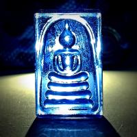 ราคา K247 พระสมเด็จ พิมพ์ใหญ่ วัดระฆัง เนื้อแก้ว ขนาด 3 5X4 5 ซม สมเด็จพุฒจารโต เลี่ยม กรอบพระ ทองไมครอน (21411044202)