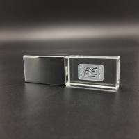 ราคา แฟลชไดร์ฟ USB โลโก้รถคริสตัลเรืองแสง Flash drive 128GB 64GB 32GB 16GB รูปแบบโลโก้รถ Volkswagen Mercedes Benz Audi Honda (21327105017)