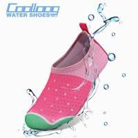 ราคา Coolloog รองเท้าลุยน้ำ ลายสตอเบอรี่ สุดน่ารัก รองเท้านุ่ม รองเท้าเดินชายหาด รองเท้าดำน้ำ รองเท้าว่ายน้ำ รองเท้าเดินทะล จัดส่งจากกรุงเทพฯ (20729586893)