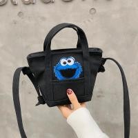ราคา INS กระเป๋าผ้าใบผู้หญิงใบเล็กแนวญี่ปุ่น Sesame Street กระเป๋าสะพายข้างแบบใหม่ปี2023กระเป๋าถือผู้หญิงน่ารักสไตล์เกาหลีแบบถือ (21432264755)