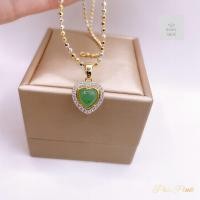 ราคา จี้หยกเขียวรูปหัวใจตัดขอบสีทองล้อมเพชร (21546567743)