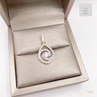 ราคา จี้เพชรเรียงทรงหยดน้ำก้นหอยประดับเพชรกลางเม็ดเดี่ยว สวยหรูหวาน (21538492350)