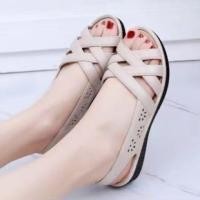 ราคา รองเท้าแตะรัดข้อ แต่งฉลุ ใส่สบายเบา 866 (20521254418)