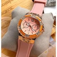 ราคา Geneva เจนีวางาน แบรนด์แท้ เหมาะกับผู้หญิงทุกวัย หน้าปัดสไตล์ปาเต๊ะ หน้าMk หน้าเกรส มีหลายสีให้เลือก แถมฟรีถุงฝ้าสีดำทุกเรือน (15699412810)