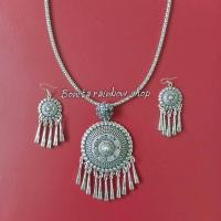 ราคา สร้อยคอพร้อมต่างหู ลายไทยลงยา ลายไทยโบราณ ลายนกยูง ชุดเซ็ทแบบตุ้มหูหนีบ ชุดเซ็ทแบบตุ้มหูเจาะ เครื่องประดับชุดไทยรุ่น 0012 (13689191055)