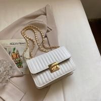 ราคา กระเป๋าสะพายข้างสายโซ่ผู้หญิง HX3250 (21150008266)