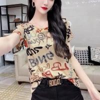ราคา เสื้อยืดกำมะหยี่สไตล์ฮ่องกงสำหรับผู้หญิงเสื้อแขนสั้นคอวีแฟชั่นพิมพ์ลายตัวอักษรแนวย้อนยุคเข้ารูปสไตล์ฮาราจูกุเสื้อทรงหลวมระบายอากาศได้ดีขนาดใหญ่พิเศษสำหรับฤดูร้อน (10161981507)