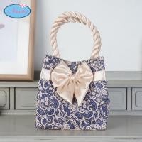 ราคา Nantita กระเป๋านันทิตาหูเกลียวพับข้าง BC201 (14640847199)